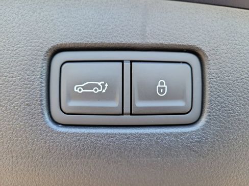 New 2026 Genesis GV70 2.5T AWD/4WD image 16