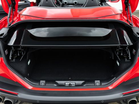 Used 2019 Ferrari Portofino image 47