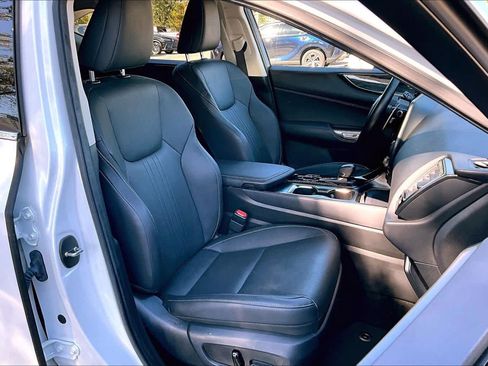 Used 2024 Lexus NX 350 AWD image 9
