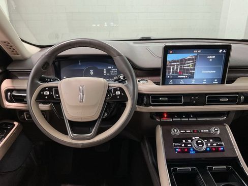 Used 2022 Lincoln Aviator Reserve w/ Equipment Group 201A AWD/4WD image 8