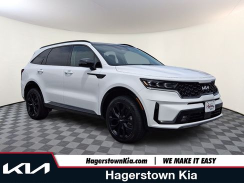 Certified 2023 Kia Sorento SX AWD/4WD image 1