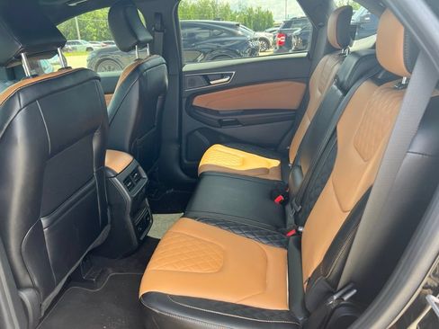 Used 2024 Ford Edge Titanium w/ Titanium Elite Package AWD/4WD image 9