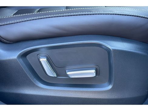 Certified 2025 MAZDA CX-5 Signature image 24