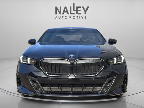 Used 2025 BMW 530i w/ M Sport Package image 6