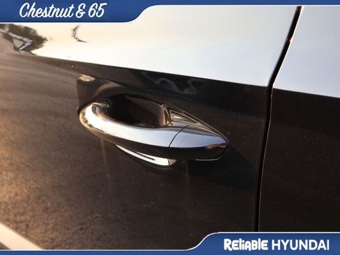 Used 2023 Hyundai Tucson Limited FWD image 23