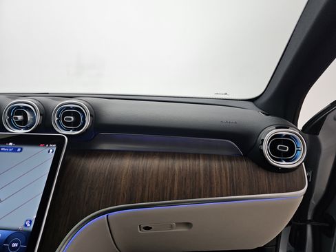 Certified 2025 Mercedes-Benz GLC 300 GLC 300 image 15