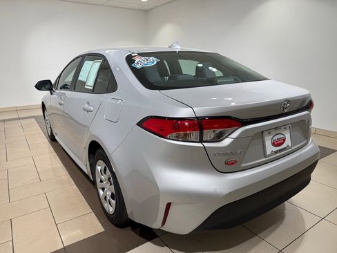 Certified 2024 Toyota Corolla LE FWD image 3