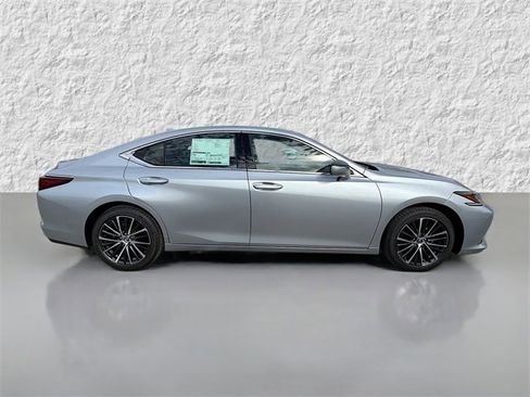 New 2025 Lexus ES 350 w/ Premium Package image 2