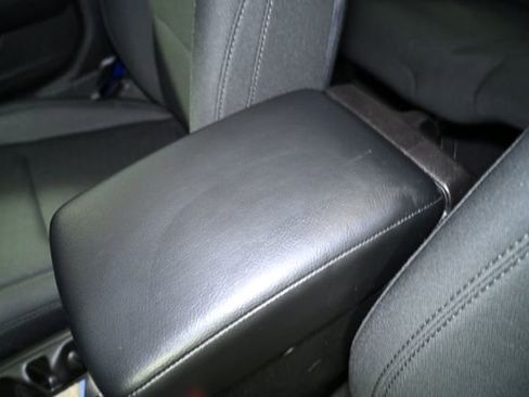 Used 2018 Jeep Wrangler Unlimited Sport S image 26