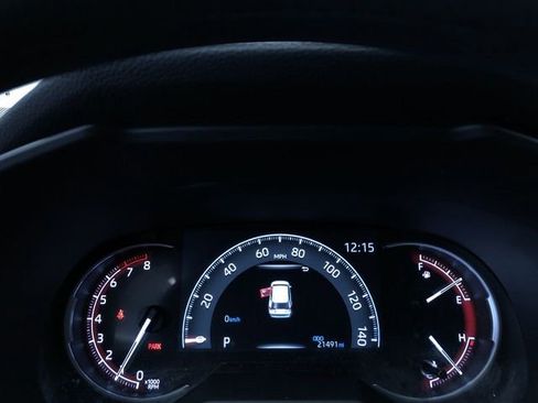 Used 2025 Toyota RAV4 LE image 31