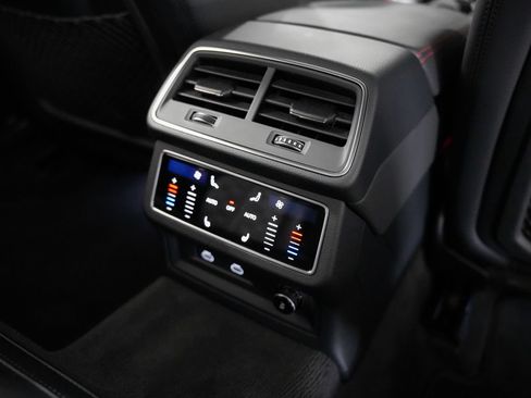 Used 2023 Audi RS 6 AWD/4WD image 29