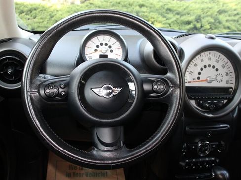 Used 2011 MINI Cooper Countryman FWD image 17