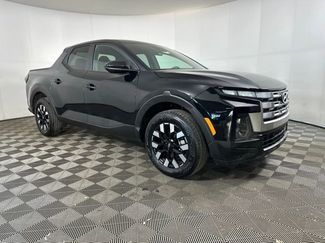 Certified 2025 Hyundai Santa Cruz SE video 2