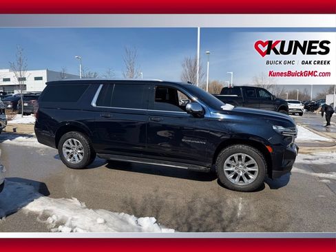 Used 2023 Chevrolet Suburban Premier AWD/4WD image 5
