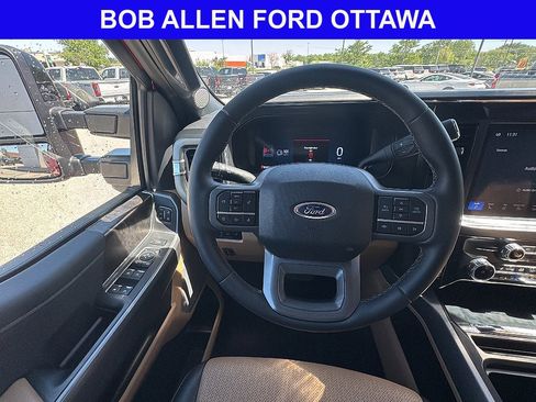 Used 2026 Ford F250 Lariat w/ FX4 Off-Road Package AWD/4WD image 19
