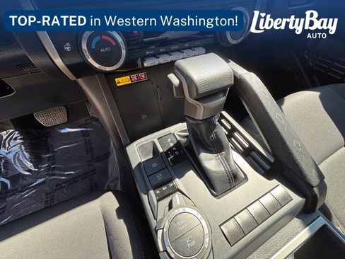 Used 2024 Toyota Tacoma SR5 AWD/4WD image 15
