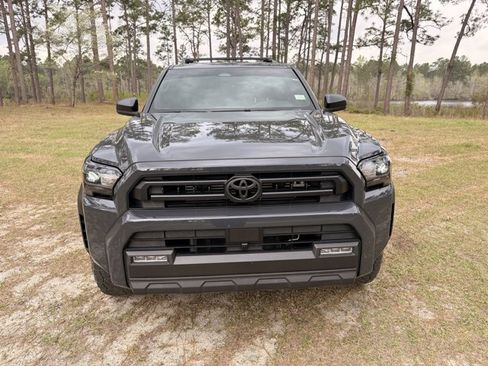 Used 2025 Toyota 4Runner SR5 image 8