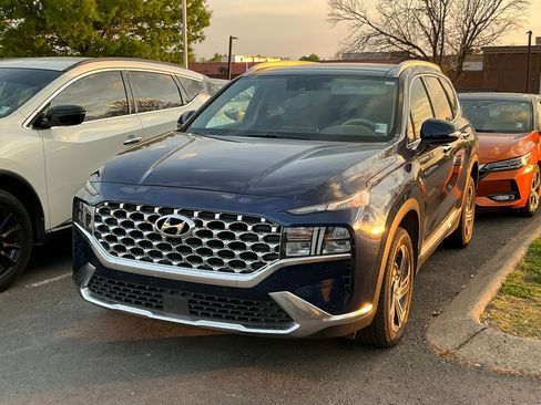 Used 2022 Hyundai Santa Fe SEL w/ Convenience + Premium Package image 3