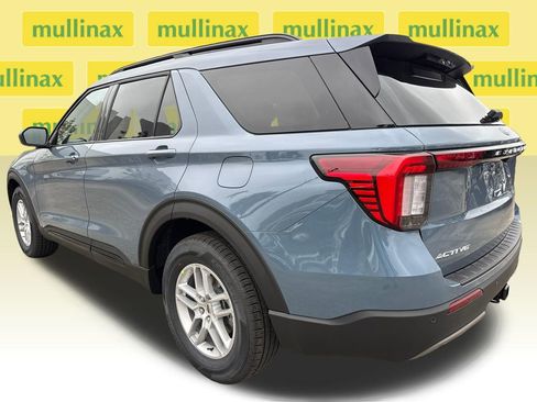 New 2026 Ford Explorer Active w/ Active Comfort Package image 4