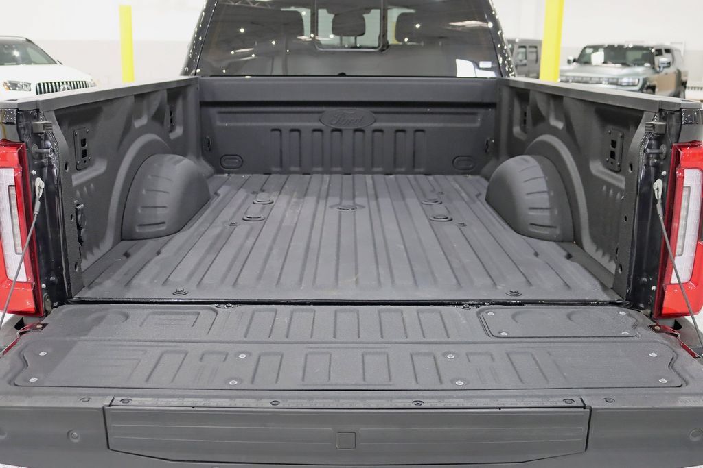 Used 2024 Ford F350 Platinum AWD/4WD image 43