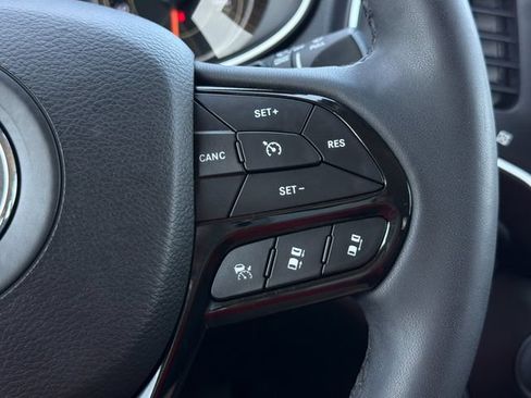 Used 2023 Jeep Cherokee Altitude Lux AWD/4WD image 27