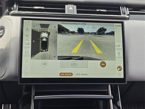 New 2026 Land Rover Range Rover Velar Dynamic SE image 12