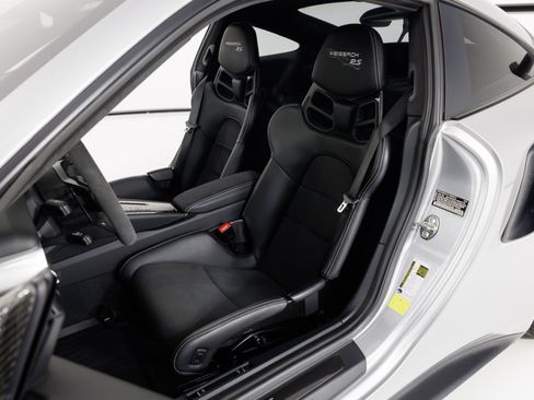 Used 2019 Porsche 911 GT3 RS RWD image 15