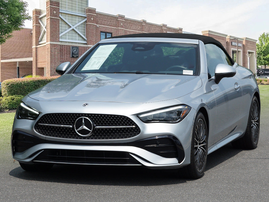 Certified 2024 Mercedes-Benz CLE 300 4MATIC Cabriolet image 4