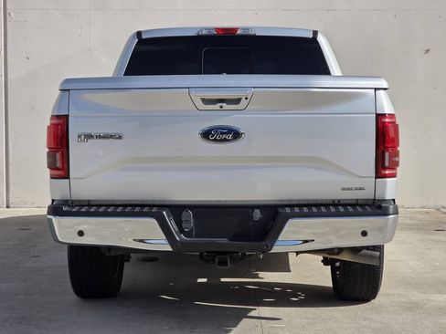 Used 2015 Ford F150 Lariat w/ Equipment Group 501A Mid RWD image 4