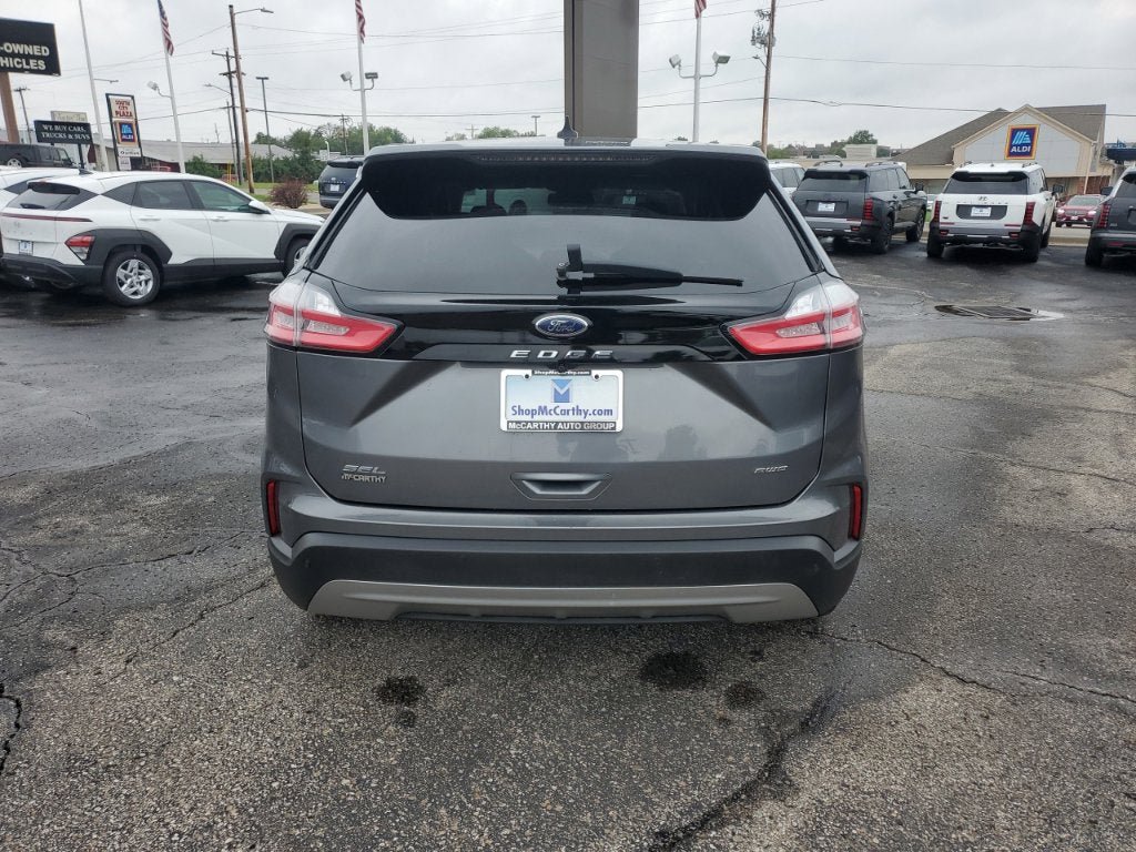 Used 2022 Ford Edge SEL AWD/4WD image 5