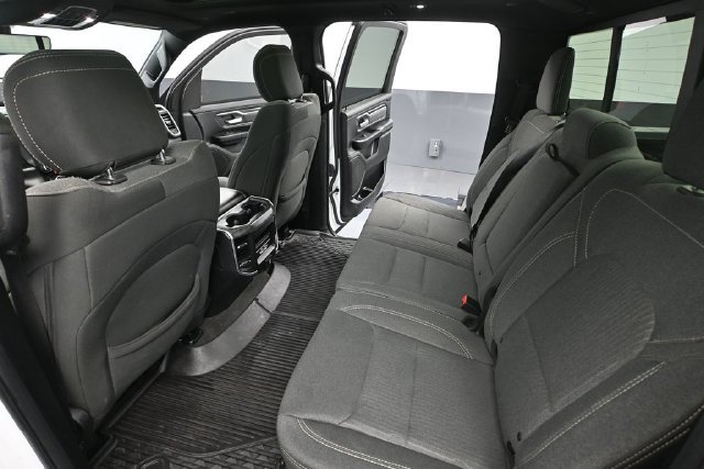 Used 2019 RAM 1500 Big Horn AWD/4WD image 32