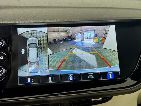 Certified 2023 Buick Envision Avenir image 16