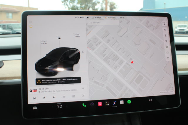 Used 2024 Tesla Model Y Performance AWD/4WD image 21