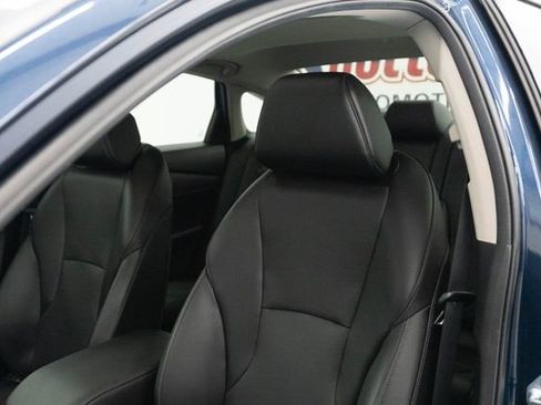 Used 2024 Honda Accord EX-L image 16