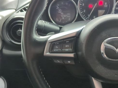 Used 2016 MAZDA MX-5 Miata Club image 14