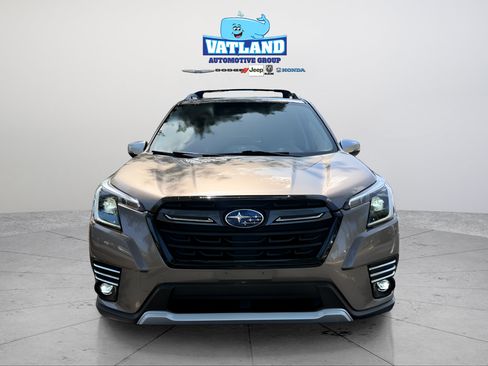 Used 2023 Subaru Forester Touring AWD/4WD image 8