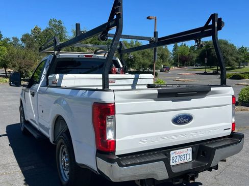 Used 2017 Ford F250 XL w/ Power Equipment Group image 6