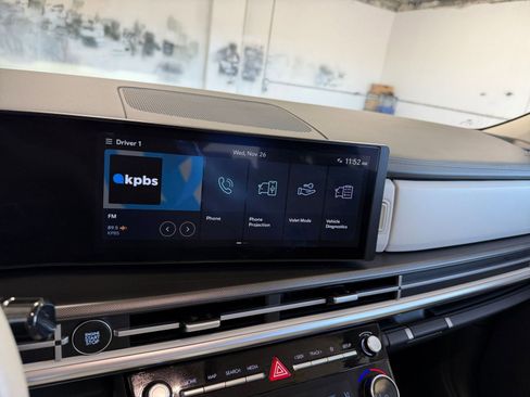 Used 2025 Hyundai Santa Fe SEL image 20