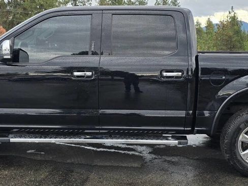 Used 2018 Ford F150 Lariat w/ Equipment Group 502A Luxury image 9