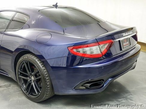 Used 2017 Maserati GranTurismo MC image 9