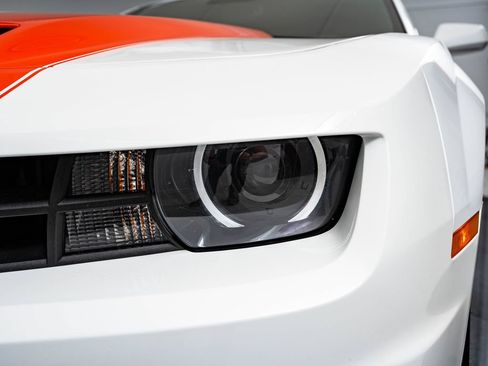 Used 2010 Chevrolet Camaro SS w/ RS Package RWD image 14