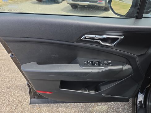 New 2026 Kia Sportage LX image 5