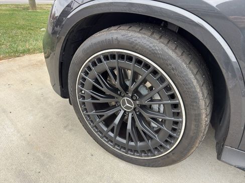 Used 2024 Mercedes-Benz GLC 43 AMG 4MATIC image 4