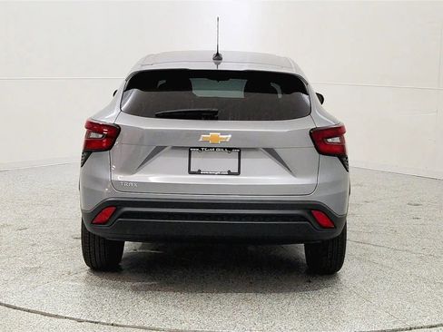 New 2026 Chevrolet Trax LS w/ Driver Confidence Package image 6