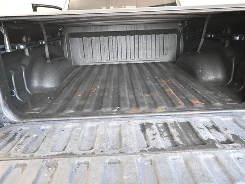 Used 2019 RAM 1500 Laramie AWD/4WD image 17