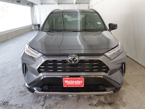 Used 2025 Toyota RAV4 XSE image 4