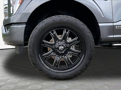 Certified 2023 Ford F150 Platinum w/ Equipment Group 701A High AWD/4WD image 9
