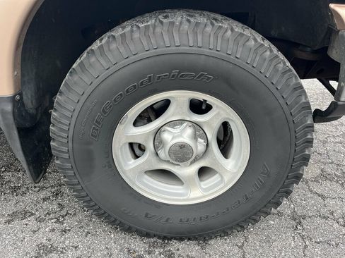 Used 1997 Ford F150 4x4 SuperCab image 9