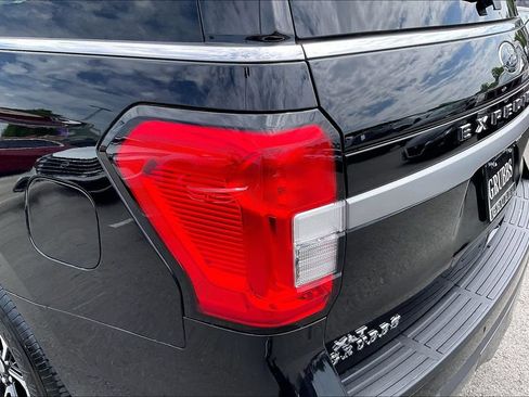 Used 2024 Ford Expedition XLT RWD image 41