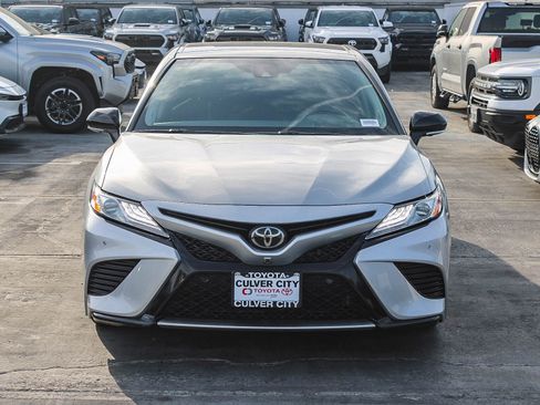 Certified 2020 Toyota Camry XSE image 2